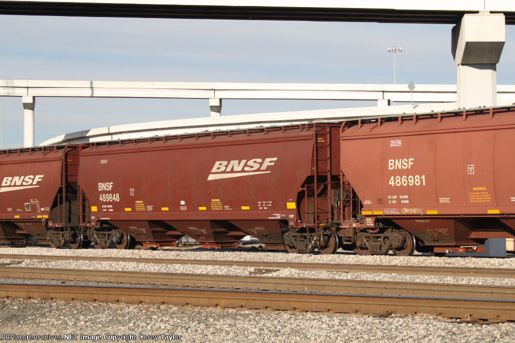 BNSF 489848